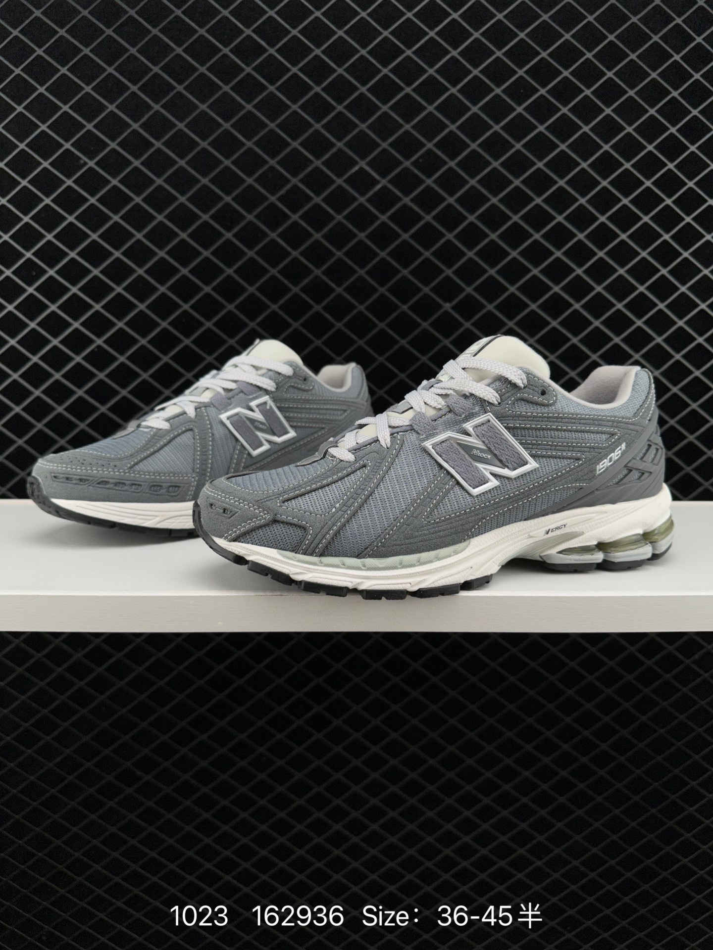 New Balance M1906